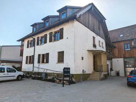 Erdgeschosswohnung mit Terrasse und großzügigem Gartenanteil