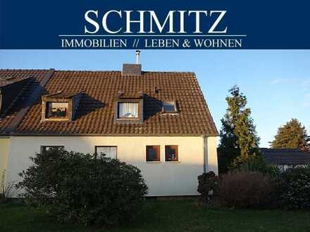 Krefeld - Elfrath / 1-2 Familien-Haus mit Doppelgarage in ruhiger Wohnlage. Erbpachtgrundstück.
