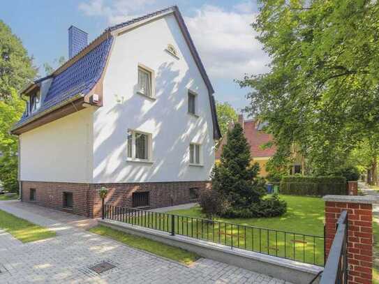 Bezugsfreies EFH mit Gartenhaus (ca. 192m²)! Ideal für Mehrgenerationenwohnen oder Gewerbe geeignet