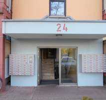 (VE 484) Sofort bezugsfertiges, möbiliertes Apartment mit Balkon und Badewanne in Mannheim Rheinau