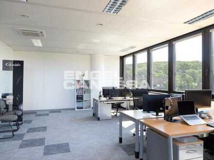 Renovierte 585 m² Büro in Düsseldorf-Rath - PROVISIONSFREI