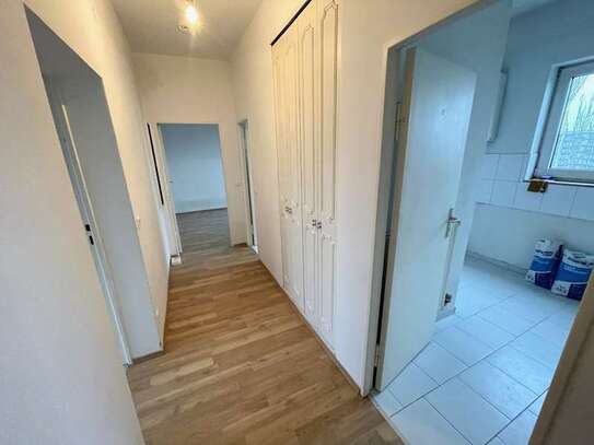 Großzügige 2-Zimmer Wohnung mit Balkon in Wilmersdorf!