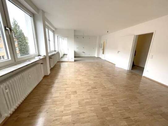 Helle 4-Zimmer-Wohnung mit offener Küche und 2 Balkonen in Aachen / Burtscheid