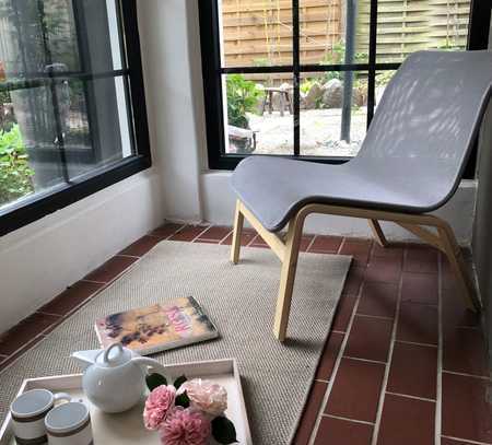 Möbliert: Schicke Villa souterrain Wohnung, in Gross Flottbek Hamburg-mit Wintergarten