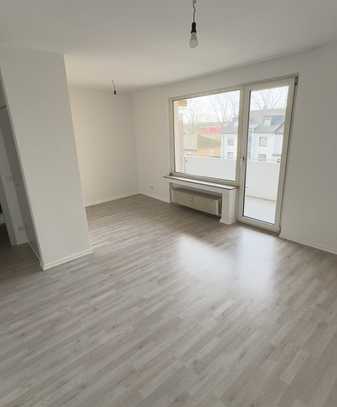 Ein Traum für Singles! Schöne helle renovierte 1-Zimmer-Wohnung in Kaarst-Büttgen zu vermieten!