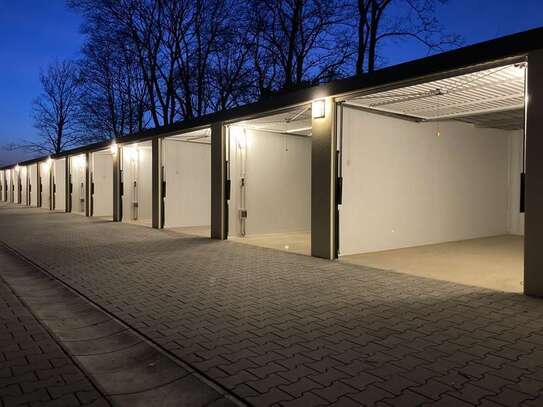 Große Neubaugarage inkl. Strom und Licht in Helmstedt zu vermieten