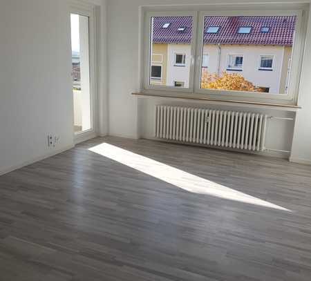 Moderne, sonnige 3-Zimmer-Wohnung mit West-Balkon in Hemmingen - Arnum