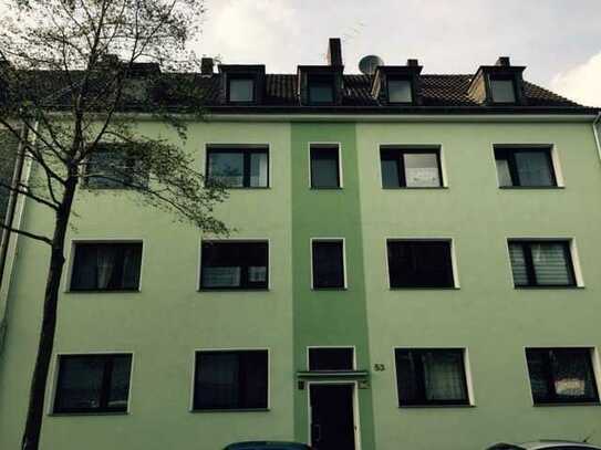 Top geschnittene 2,5 Zimmer Wohnung im 1.OG in Duisburg-Duissern mit Balkon