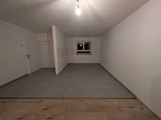 Erstbezug mit Balkon: Geschmackvolle 3-Zimmer-Maisonette-Wohnung mit geh. Innenausstattung