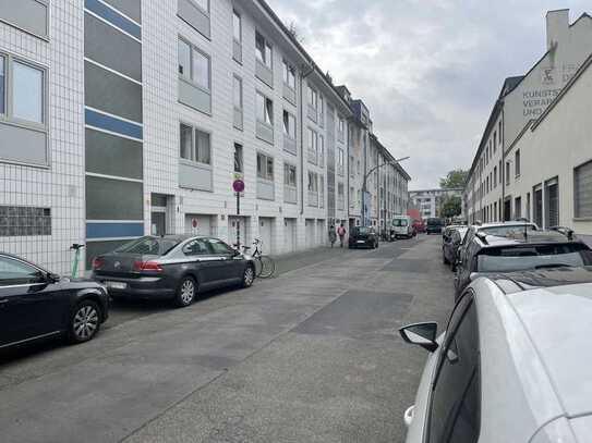 Stilvolle, gepflegte 2-Zimmer-Wohnung mit Balkon in Köln Ehrenfeld