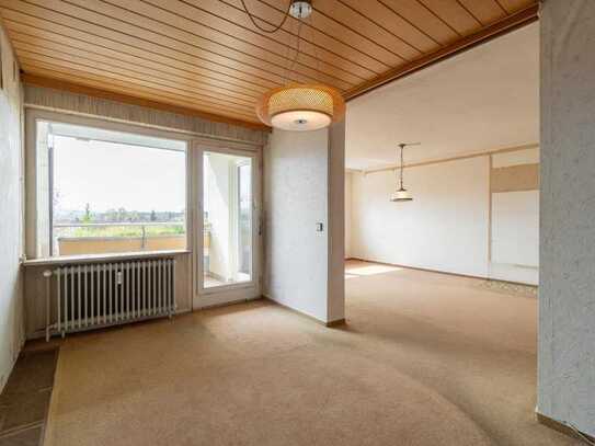 Gut aufgeteilte 3,5-Zimmer-Wohnung mit Balkon, Aufzug, Tiefgarage, uvm.