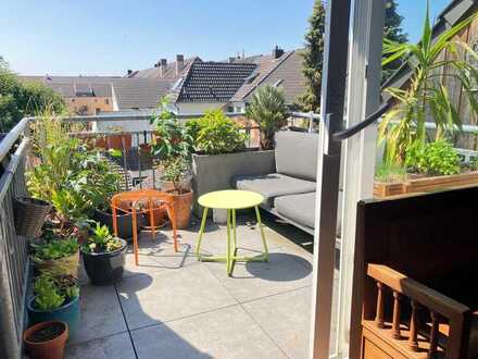 Traumhafte, lichtdurchflutete Dachgeschosswohnung mit Balkon