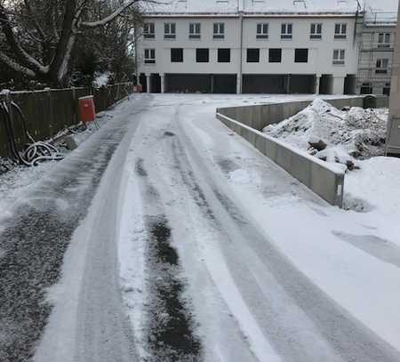 Erstbezug mit Balkon und EBK: Stilvolle 3-Zimmer-Wohnung mit geh. Innenausstattung in Oberasbach