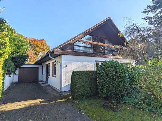 Beliebte Lage mitten in Odenthal - Freistehendes Einfamilienhaus mit Garage in schöner Umgebung