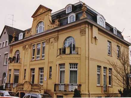 stilvolle 4-Zimmer-Maisonettewohnung in Gründerzeit-Villa
