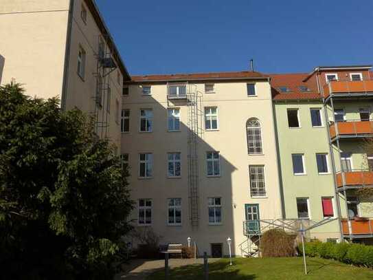 Frisch saniert: 1-Zimmer-Wohnung vor dem Zentrum Greifswalds