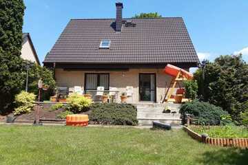 charmantes Einfamilienhaus mit Keller und idyllischem Garten in Mahlsdorf-Süd