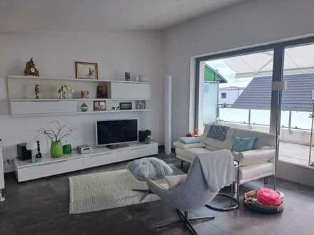 Haus-in-Haus: Exklusive 4-Zimmer-Maisonette mit Balkon und EBK in Weinheim