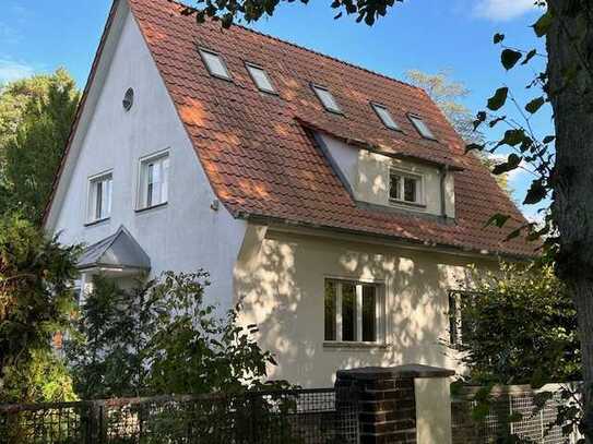 Familienfreundliches EFH in Berlin Nikolassee (Zehlendorf)