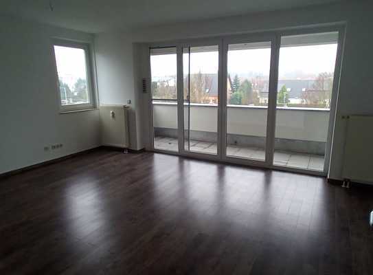 3 Zimmer und großer Balkon in Berlin - Französisch-Buchholz