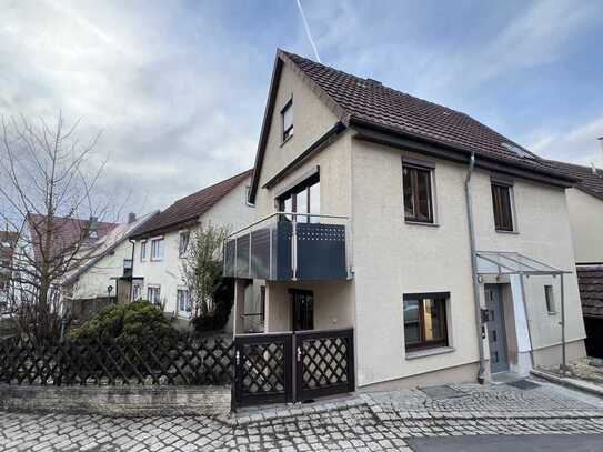 Gemütliches Haus mit Garage & Schuppen in schöner Lage – Mönchberg (Schönbuch)