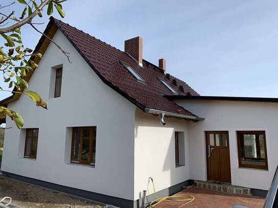 Haus mit Wintergarten, überdachter Terrasse Schuppen nahe Naturschutzgebiet nahe Gerswalde Uckermark