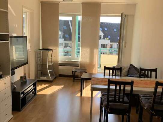 2 Zi. exklusive VOLLmöblierte Innenstadt-Whg, Balkon, Parkblick, Pantryküche, Keller, Internet,TV