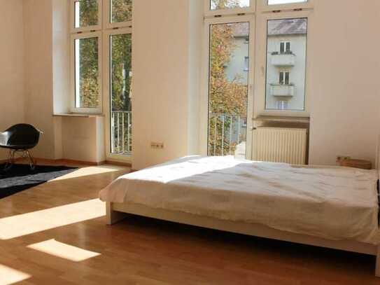 Sehr helle 1-Zimmer-Wohnung mit Balkon Nähe Klinikum