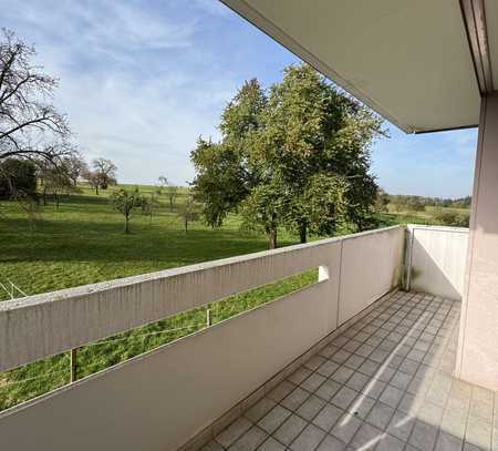 Traumhafte 3-Zimmer-Wohnung im Grünen mit zwei Balkonen und unverbaubarem Ausblick