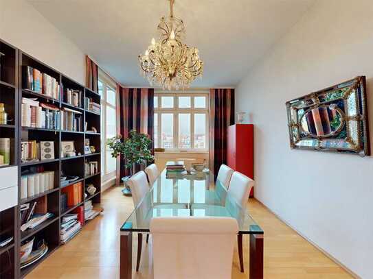 Wohnen mit Weitblick in bester Lage - Vermietete Dachgeschosswohnung mit Stellplatz und Aufzug!