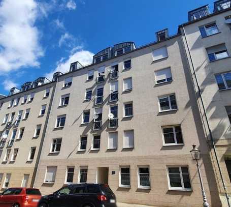 Modernes WOHNEN in Zentrumsnähe - Balkon, begrünter Innenhof & Stellplatz