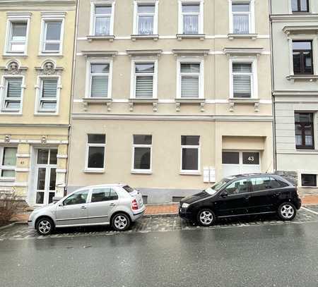 schöne renovierte 3-Raum Wohnung mit Balkon
