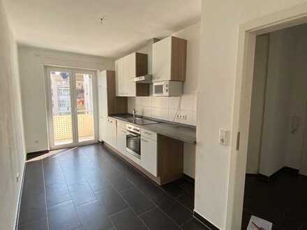 2-Zimmer Wohnung mit 2 Balkonen -Stadtmitte-
