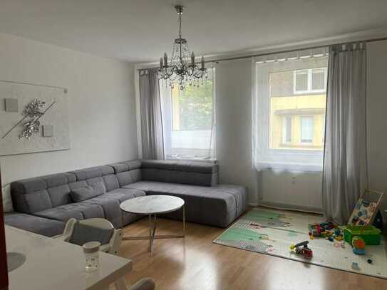 Freundliche, sanierte 3-Zimmer-Wohnung mit gehobener Innenausstattung und BALKON in Witten