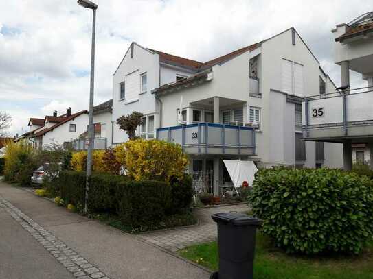 Helle 2-Zimmer-Wohnung mit Balkon und EBK in Weinstadt