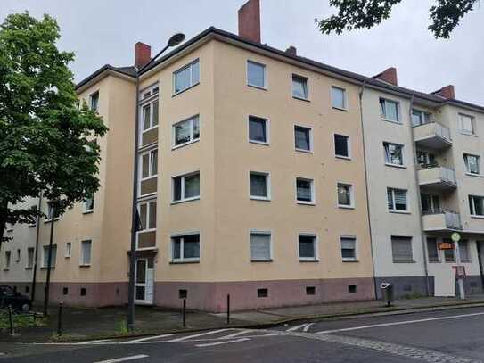 Vermietete, solide 3-Zimmerwohnung in zentraler Lage von Köln Humboldt-Gremberg