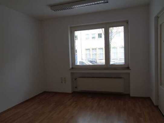 D-Unterbilk gepflegtes 1-Zimmer-Appartement mit Einbauküche