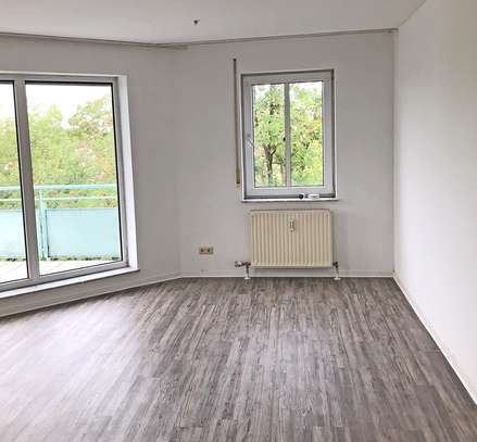 6165 - Helle 4-Zimmerwohnung mit Balkon in der Nordweststadt!