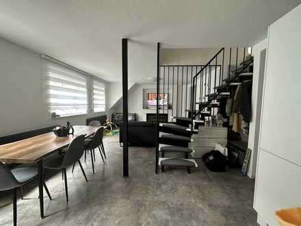 Schöne, neuwertige 4-Zimmer-Wohnung mit luxuriöser Innenausstattung in Dortmund