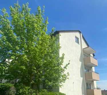 Ein überzeugender Schnitt! Sympathische 4-Zimmerwohnung mit 2 Balkonen in Wiesbaden!