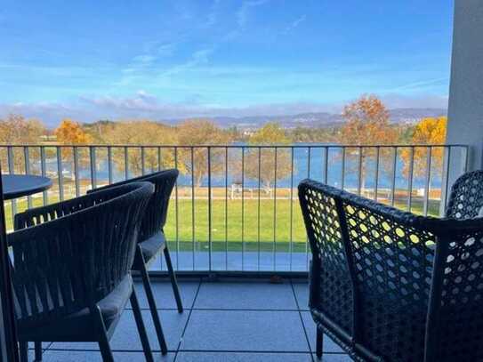 WOHNEN AUF ZEIT - GESCHMACKVOLL MÖBLIERTE 3-ZIMMER-WOHNUNG MIT SICHT AUF DEN SCHLOSSSEE