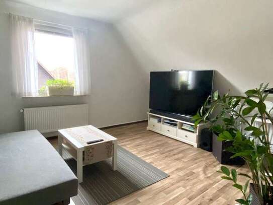 Attraktive DG-Wohnung mit zwei Zimmern in Hannover