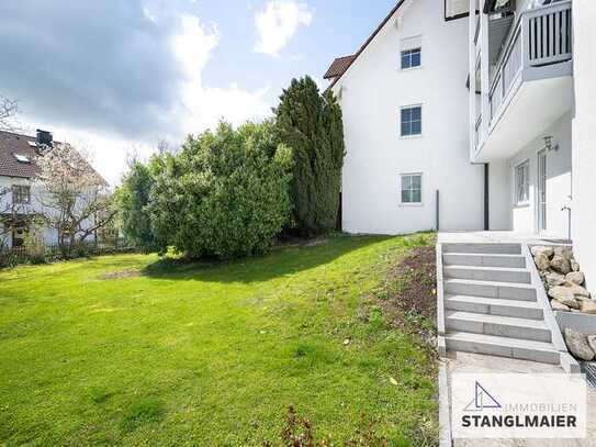 Schicke Gartenwohnung!
Großzügige 3-Zimmer-Wohnung mit riesigem Süd-Garten und Hobbyraum-Apartment