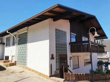 Zweifamilienhaus in ruhiger Ortsrandlage