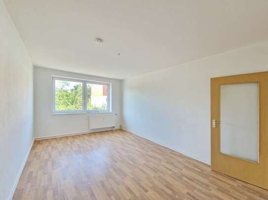 *Gekommen um zu bleiben* Schöne 2-Zimmer-Wohnung in Roßlau