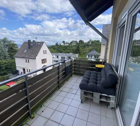 Möbliertes 1,5 ZKB Apartment mit Balkon und Blick auf Koblenz