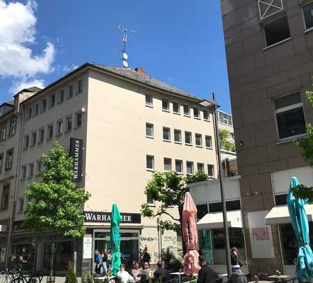 Provisionsfrei ! Helle Bürofläche im 3. OG. in zentraler Lage!