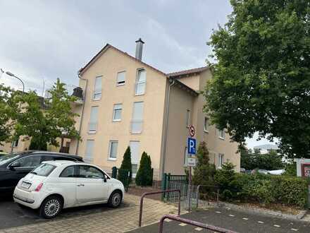 Neuwertige 4-Zimmer-Wohnung mit Balkon in Maxdorf