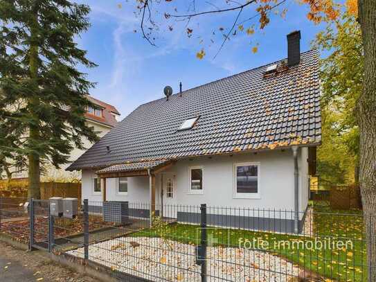 Idyllisches Zweifamilienhaus in gehobener Lage von Lichtenberg