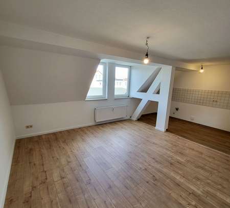 Freundliche 3-Zimmerwohnung mit Tageslichtbad + Laminatboden und Einbauküche als Option!